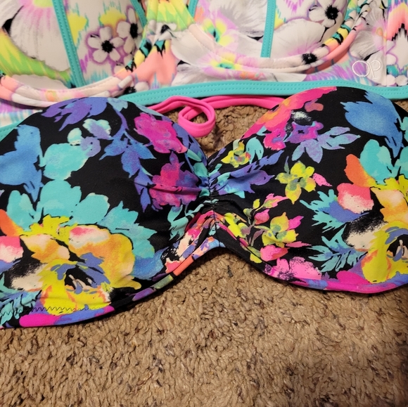 Bathing suit - Picture 5 of 5